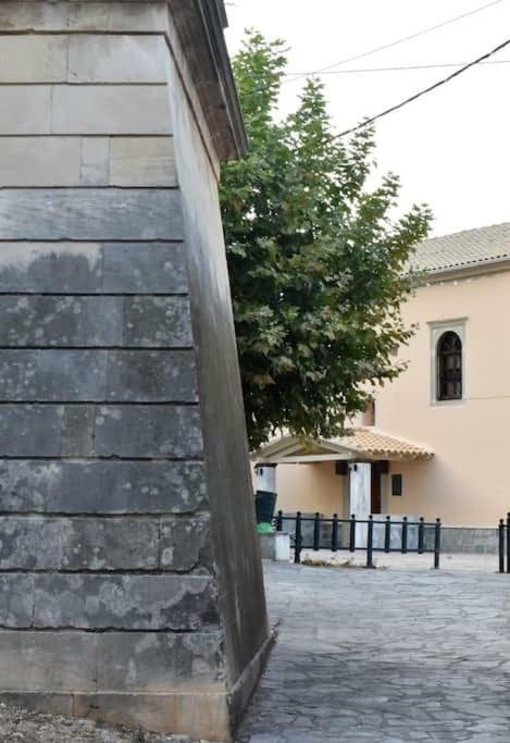 Giannoylas Hoyse{pigadi Apartment Agios Matthaios (Corfu)
