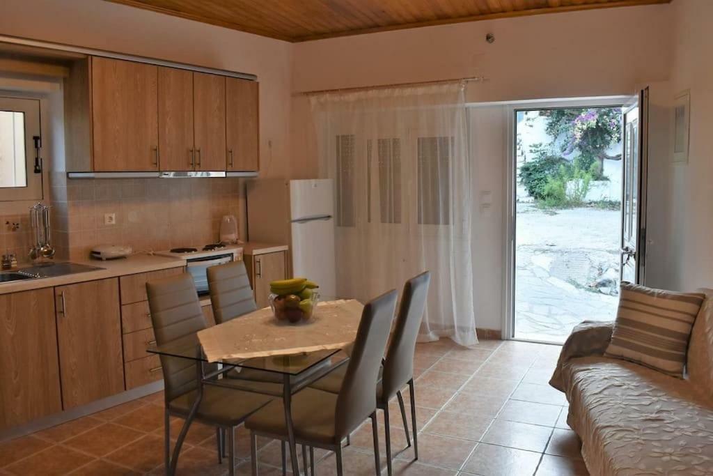 Apartment Giannoylas Hoyse{pigadi Agios Matthaios (Corfu)